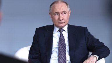 Руският президент Владимир Путин призна че постоянно обмисля кой би