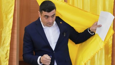 Първи резултати от Румъния: Джордже Симион поведе на вота за президент 
