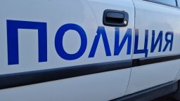 Катастрофа със загинал на Прохода на Републиката, издирва се тир