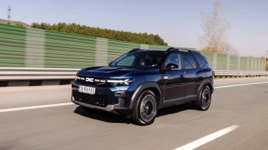 Най-голямата Dacia дойде в България с най-достъпната цена в сегмента (галерия)