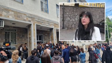 "Името на детето ми е в списъка": Проговори майка на второ набелязано момиче в Хасково