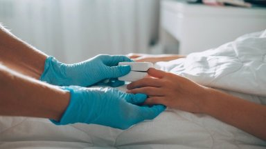 В УМБАЛ Бургас спасиха дете загубило съзнание след опасна игра