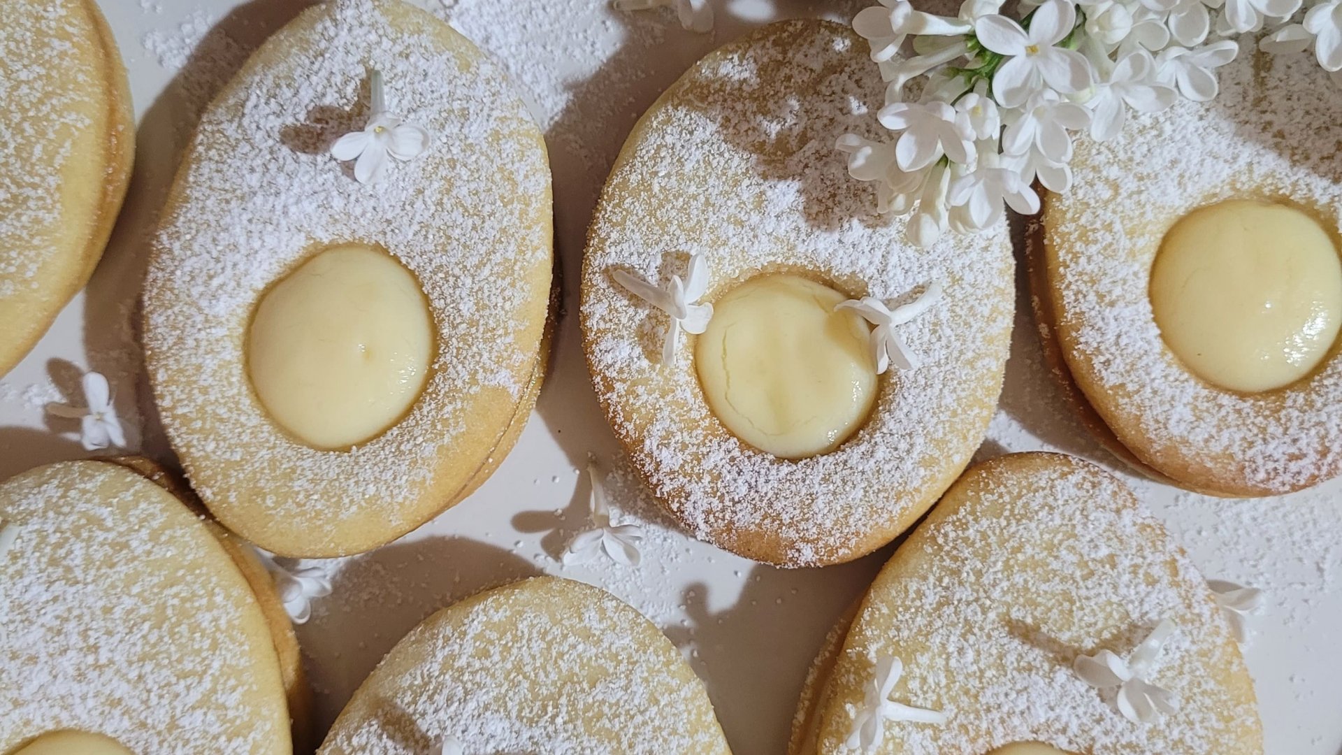 Сладки великденски яйца с лимонов крем
