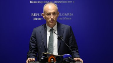 Учениците да не се надпреварват за оценки преподавателите да учат децата