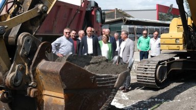 Кметът на Пловдив Костадин Димитров даде началото на изпълнението на