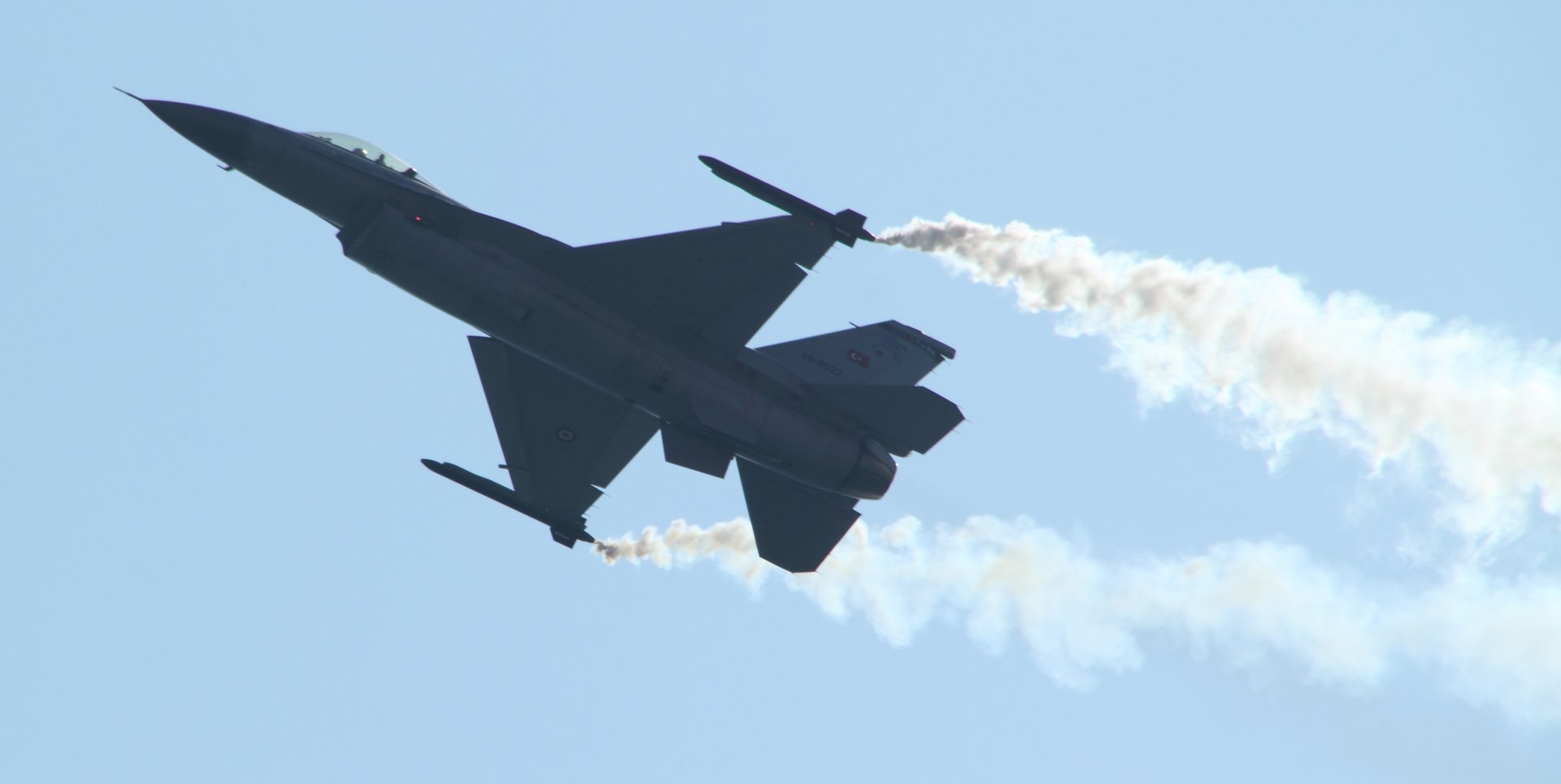 Пакистан има F-16