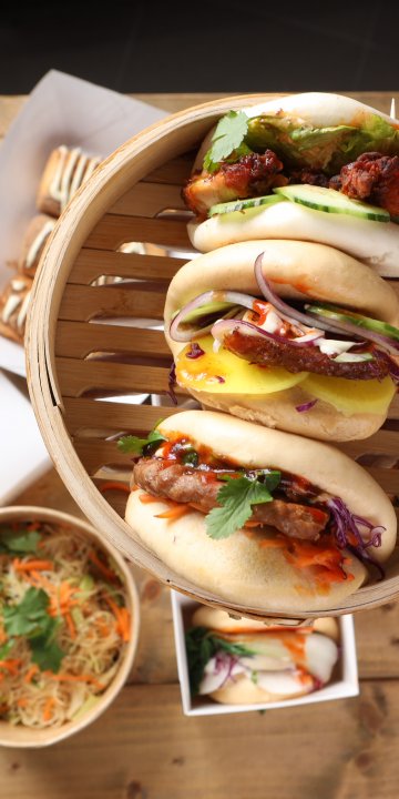 BAO BAR: Това коте носи късмет! 