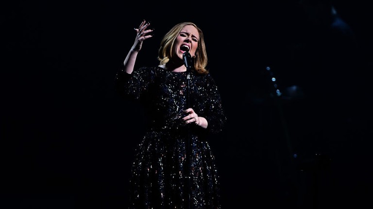 Адел дебютира във филм на Том Форд