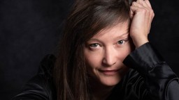 Ана Батева: Спряхме да мислим какво искаме, а за това, какво изобщо е останало!