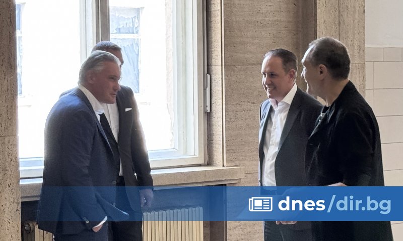 Братята Кирил и Георги Домусчиеви са на разпит по делото