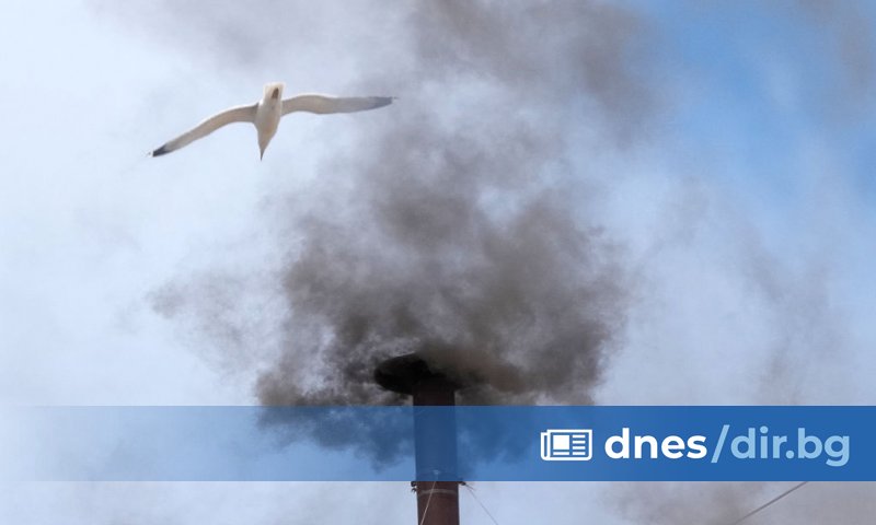 След третото гласуване на конклава папа може и да няма,