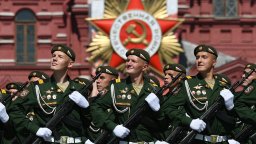 Гледахте на живо в Dir.bg: Парада на победата в Москва (видео и снимки)