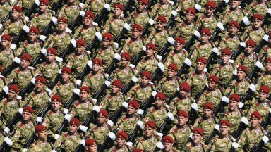 Гледахте на живо в Dir.bg: Парада на победата в Москва (видео и снимки)