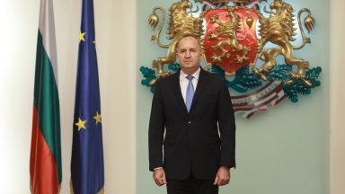 Румен Радев поздрави новия папа Лъв XIV и му пожела успех в мисията да се стреми към мир