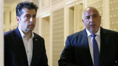 Кой стои зад Беляшки?