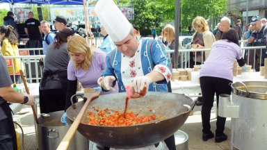 Днес Бургас отбелязва летния По случай православния празник тази