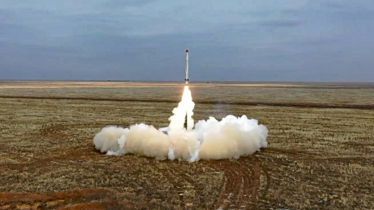 Западни служби за сигурност: Иран ще достави на Русия пускови установки за ракети с малък обсег