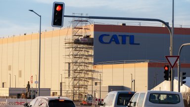 Китайската компания CATL планира да набере $4 млрд. при първично публично предлагане на акции