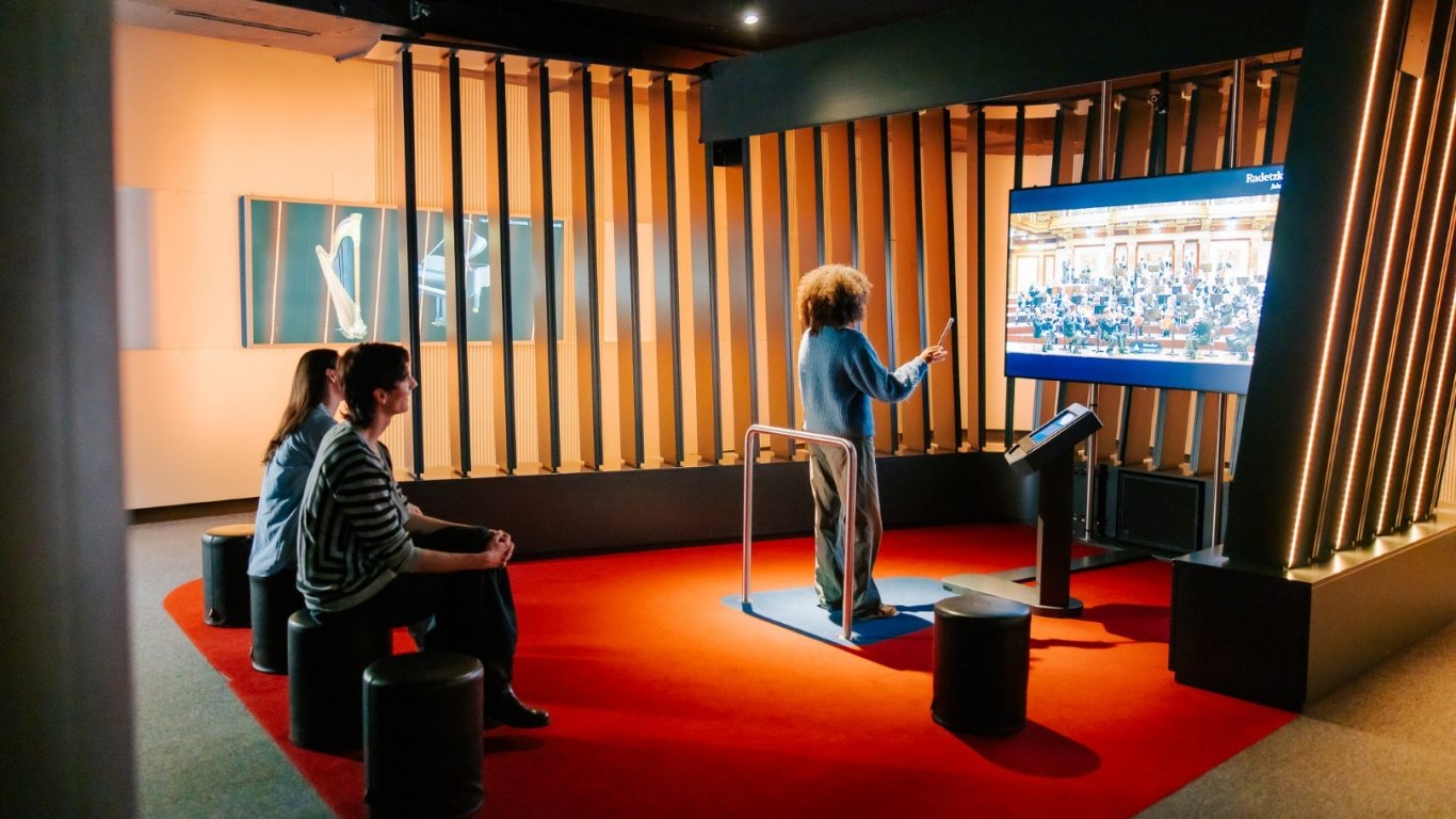 Къде във Виена можете да дирижирате оркестър? (снимки/видео)