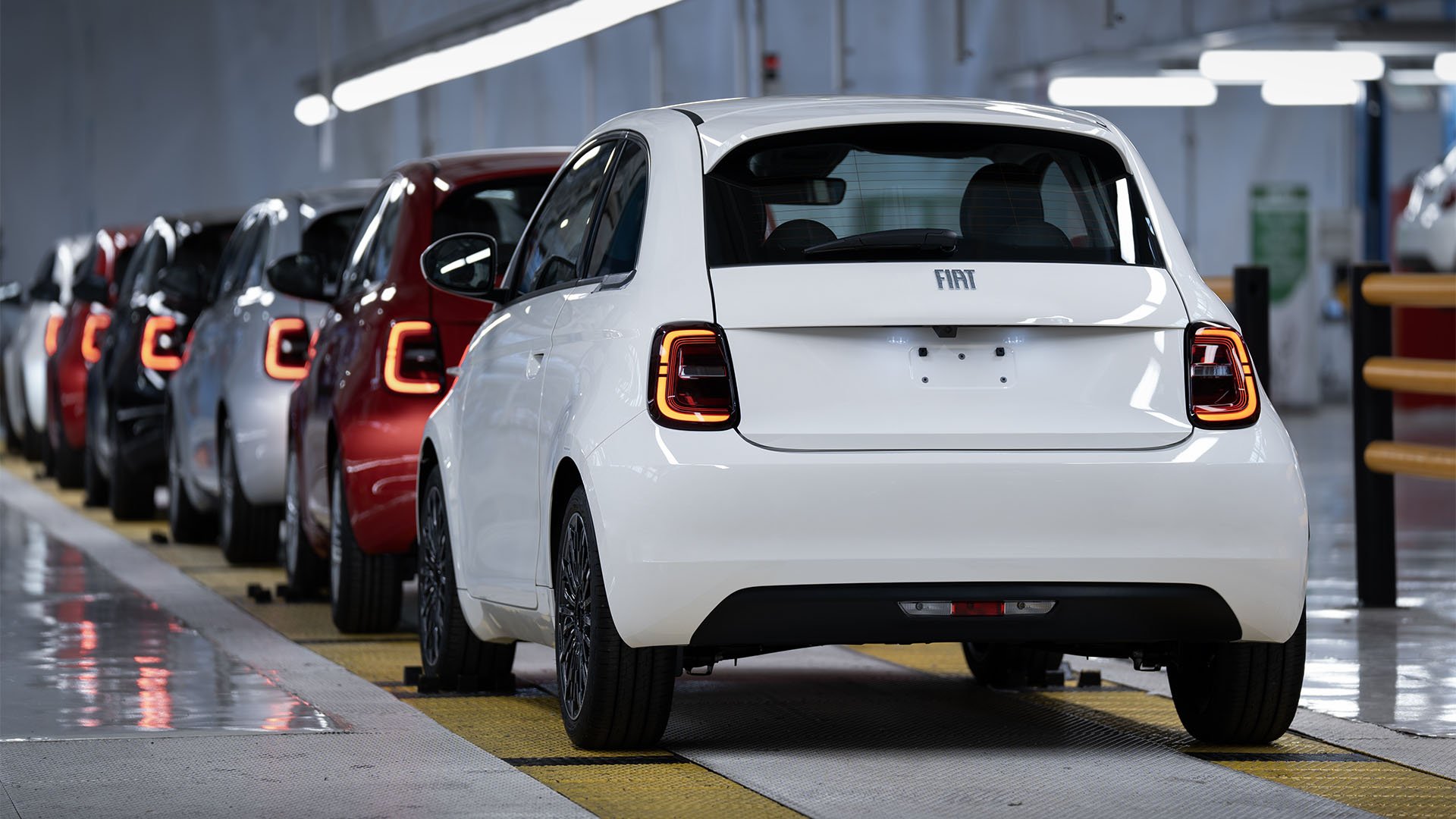 FIAT 500 Hybrid 