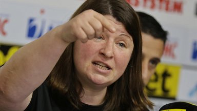 Война на всички фронтове: Новото начало в борбата засега ражда основно скандали