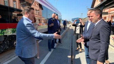 Първият хърватски влак на батерии вече превозва пътници със 160 км/ч