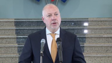 Желязков: 171 депутати подписаха позицията за еврото, благодаря на Иван Костов и Бойко Борисов