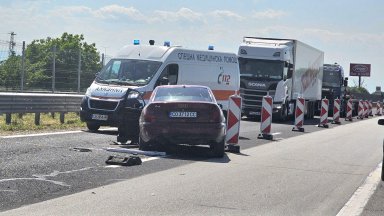 Катастрофа между стана причина за километрично задръстване на магистрала Тракия на
