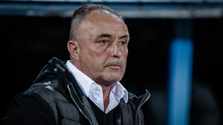 Срамното 0:6 коства работата на треньора на Берое