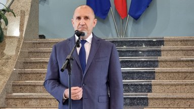 Президентът Румен Радев сезира Конституционния съд за задължително тълкуване на