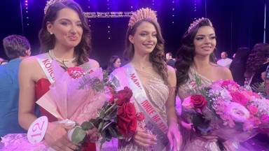 Мария Шамбурова е новата носителка на титлата "Царица Роза"