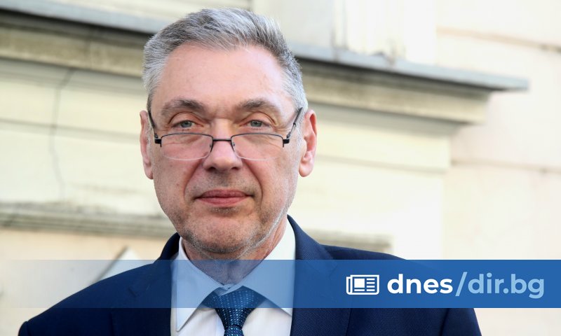 Посланикът на България в Сърбия Петко Дойков е връчил по време