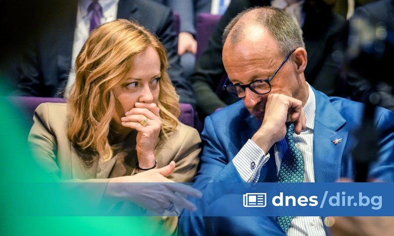 В рамките на едно денонощие дипломацията на Италия влезе в