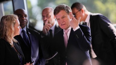 Германският външен министър от Киев: Путин не се стреми към мир, а към завладяване и подчинение на всяка цена