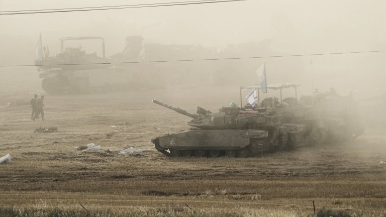 Израел започна нова военна операция "с голяма сила" в Газа