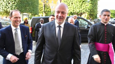 Желязков на аудиенция при папа Лъв Лъв XIV, ще се срещне и с Мелони