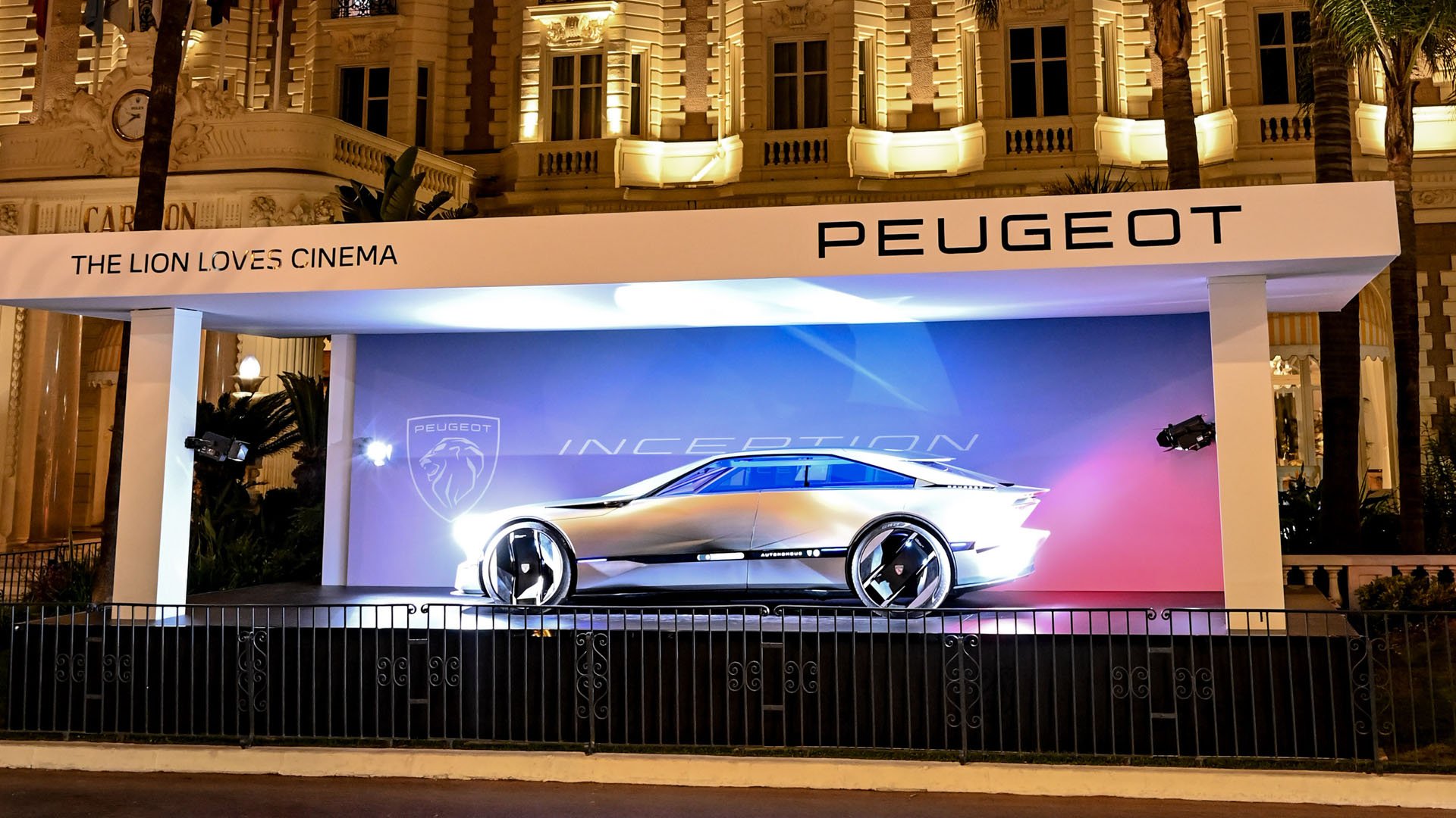 Peugeot Inception Concept 