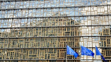 Великобритания и ЕС обявиха нови санкции срещу Русия 