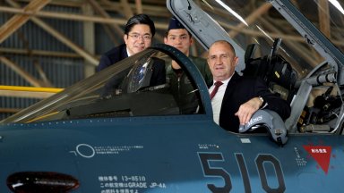 В последния ден от официалната си визита в Япония президентът