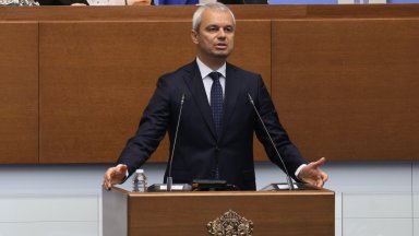 Костадинов сезира ДАНС за държавна измяна от страна на управителя на БНБ