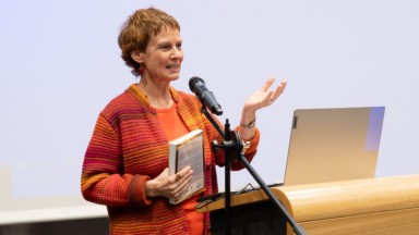 Калина Стефанова: Намирам за много необходим онзи театър, който страда за нарушената хармония