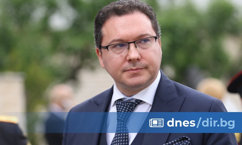 Прокурорският син Васил Михайлов от Перник се издирва на територията