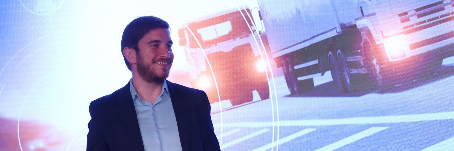 "Пирамида от батерии" - измамата, която излъга хиляди и бързо се срина 