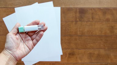 Безплатни тестове за рак на дебелото черво и маточната шийка