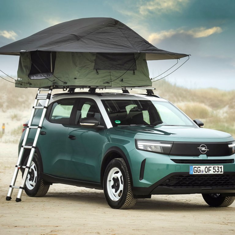 Новият Opel Frontera идва с палатка на покрива за къмпингуване на открито