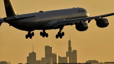 Европейската комисия предложи обезщетенията за забавяне на полети да се