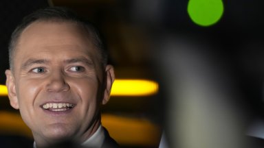 Десният кандидат за президент на Полша Карол Навроцки който ще