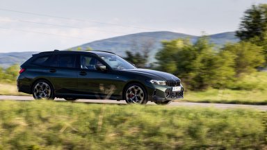 BMW Серия 3 съчетава ефективно движение на бензин и ток в семеен формат