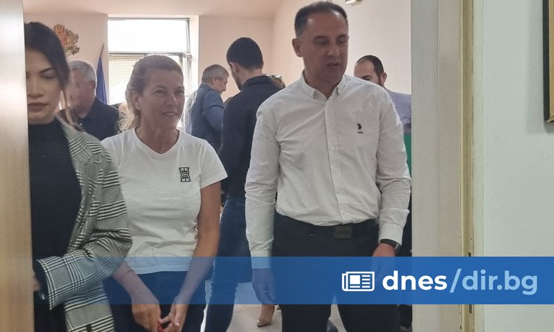 Районен съд - Пловдив прекрати делото срещу петима лекари, обвинени