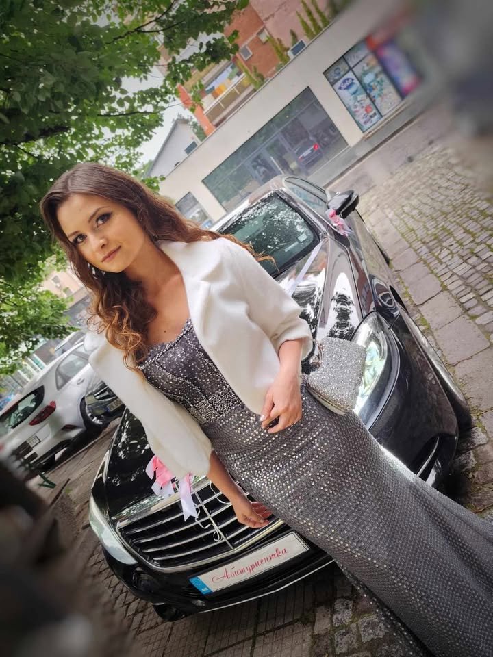 Габриела Иванова, СУ "Любен Каравелов",
Пловдив